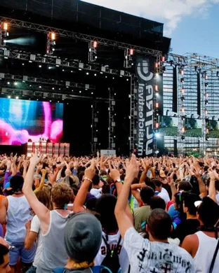 BOO Arizona: The Chainsmokers, Deorro, Level Up & Restricted - 2 Day Pass